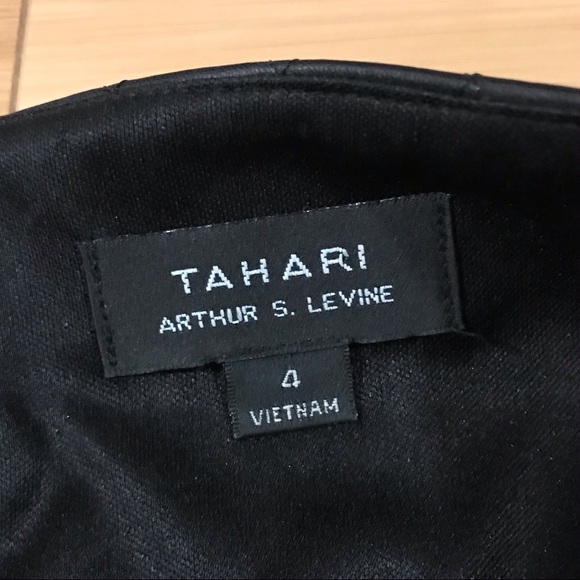 Tahari Zigzag Dress 3/4 Sleeve Size 4 - Picture 11 of 11